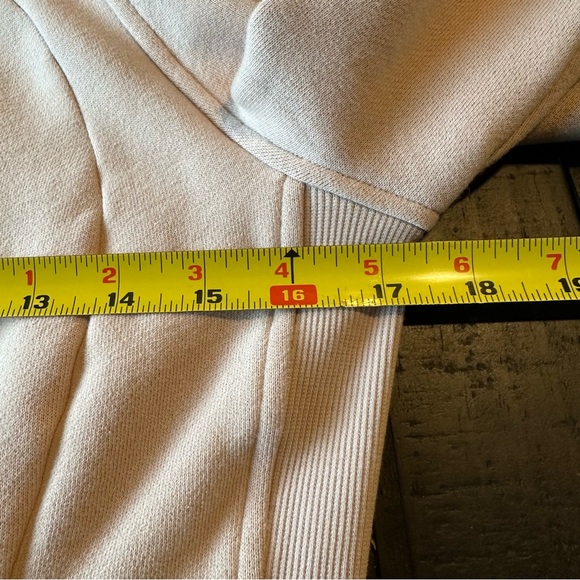 Lululemon Scuba Hoody - Picture 7 of 11